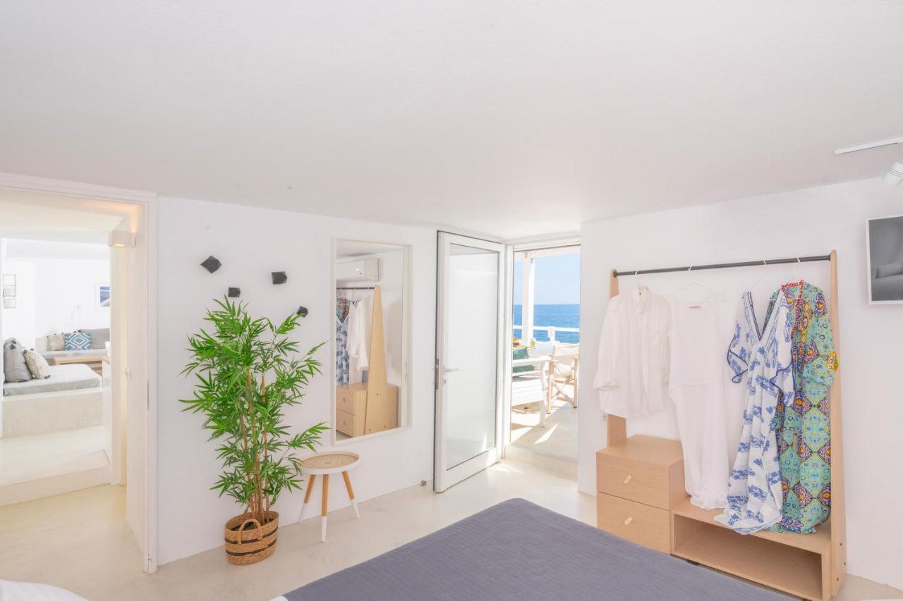 Infinite Blue Luxury Suites Fira  Exterior foto