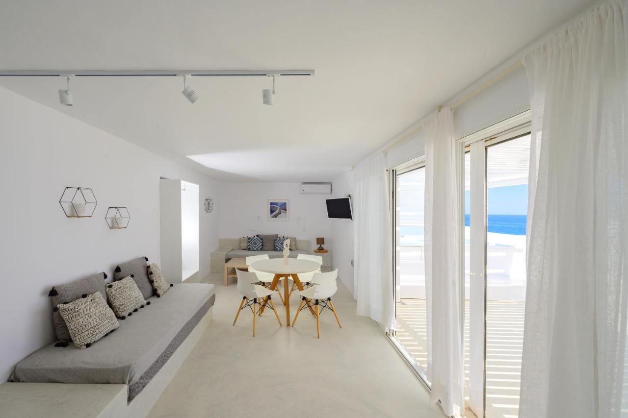 Infinite Blue Luxury Suites Fira  Exterior foto